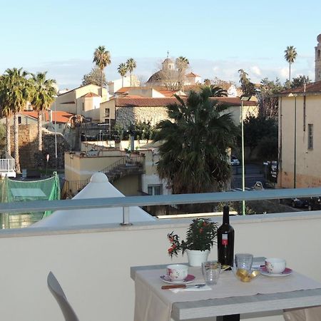 オリスターノ La Terrazza Bed & Breakfast エクステリア 写真