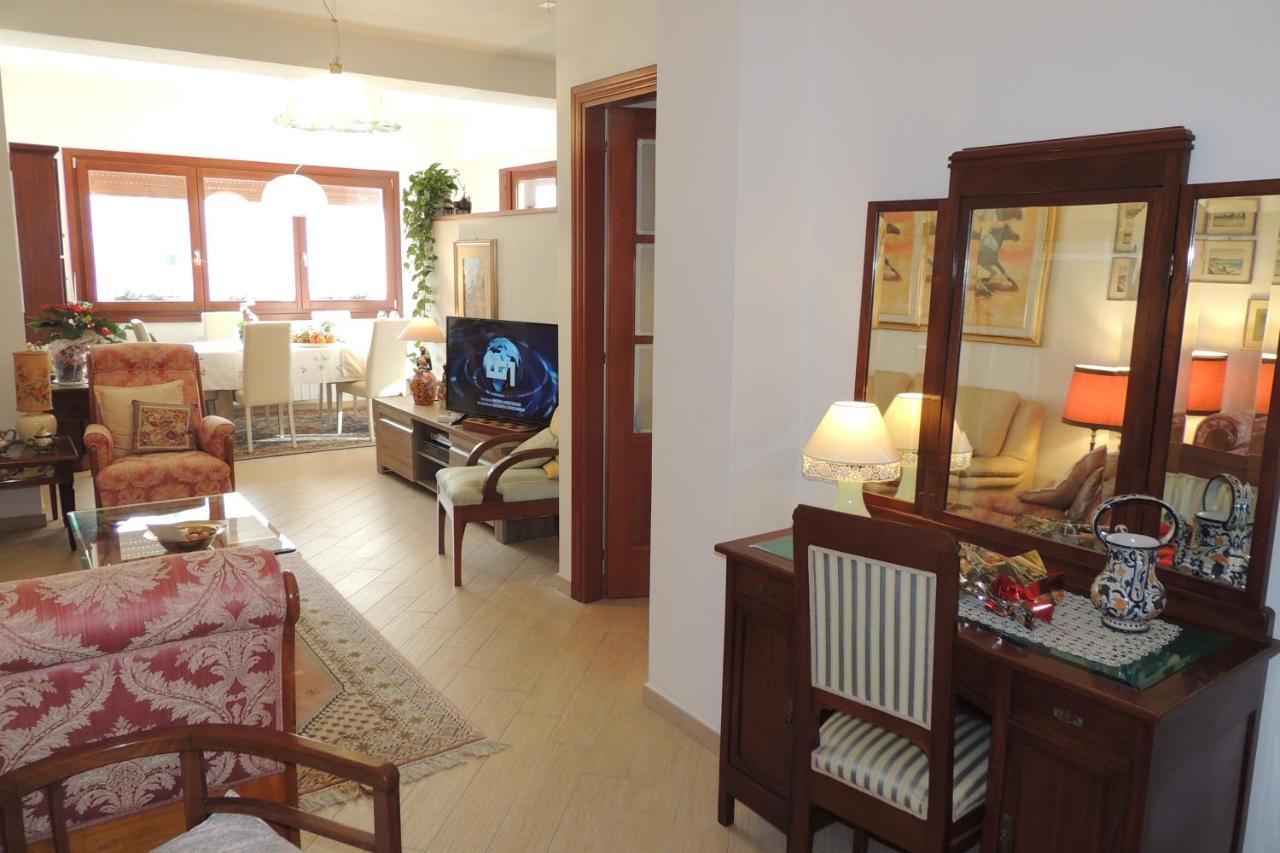 オリスターノ La Terrazza Bed & Breakfast エクステリア 写真